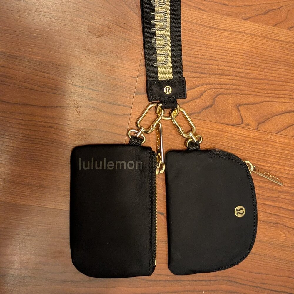 Lululemon Dual Wallet - Coin purse
